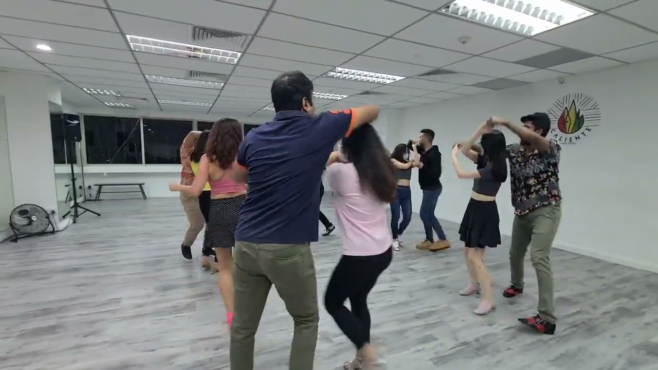 Caliente Dance Studio Singapore Casino de Rueda workshop - Migues Enriquez, Abre Que Voy